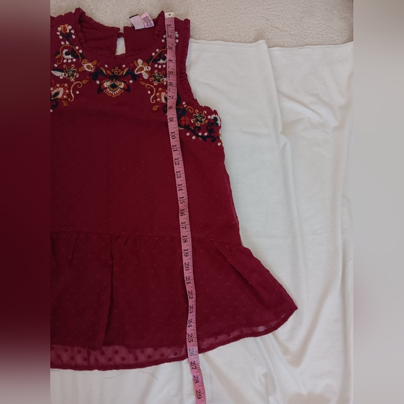 Love On A Hanger ~ Pink Embroidered Swiss Dot Ruffle Peplum Tank Top | M - Picture 8 of 9